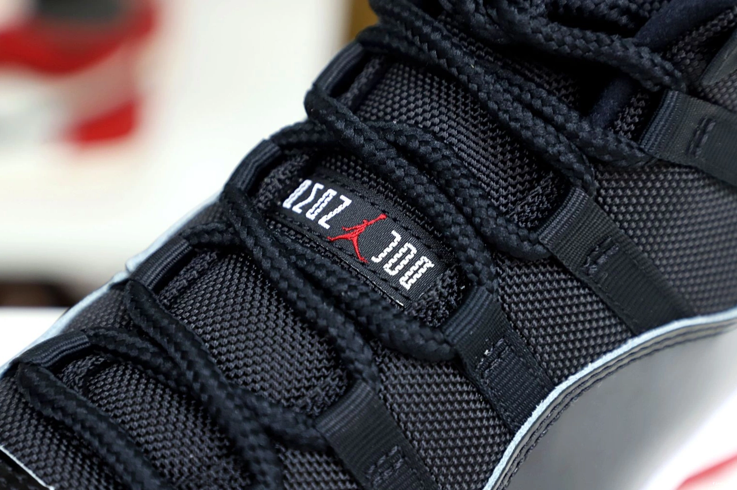 JORDAN 11 2019 RETRO AIR 'BRED' 0816